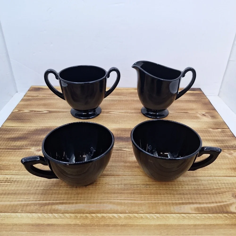 Vintage Black Amethyst Open Sugar And Creamer Set W/‎ 2 Cups 4pc Lot